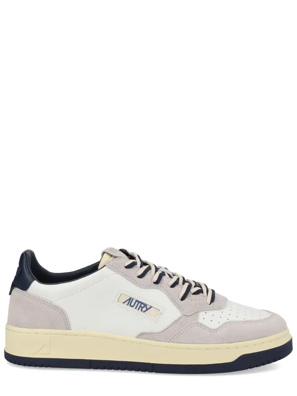"Medalist Low" Sneaker - Autry