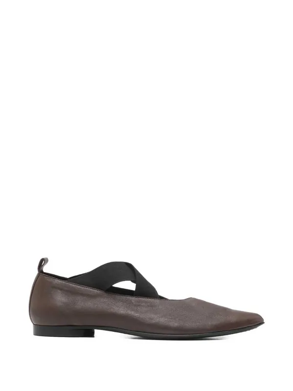 Leather Crisscross Pumps - Uma Wang