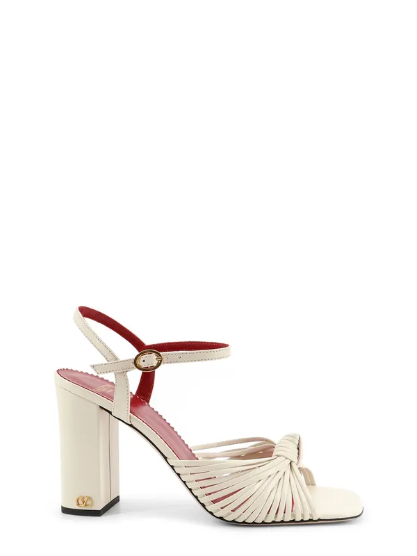 Vg Annet Leather Sandals With Metal Vlogo - Valentino Garavani
