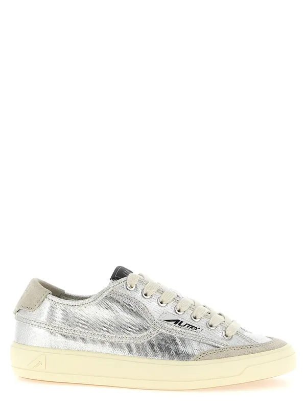 Windscape Low Sneakers Silver - Autry