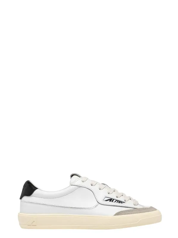 Windscape Low Leather Sneakers In Black And White - Autry