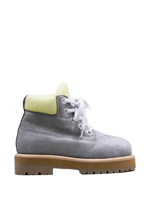 Metallic Boots - Pdf