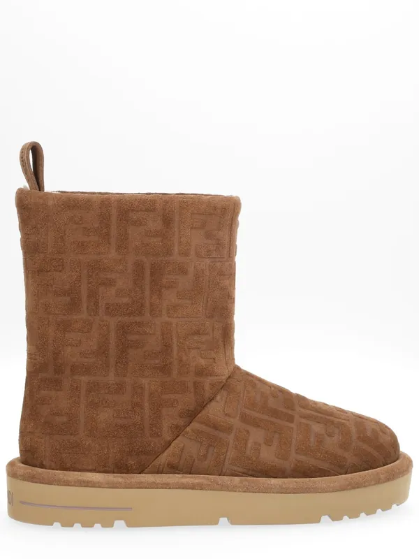 "Apres Chic" Boot - Fendi