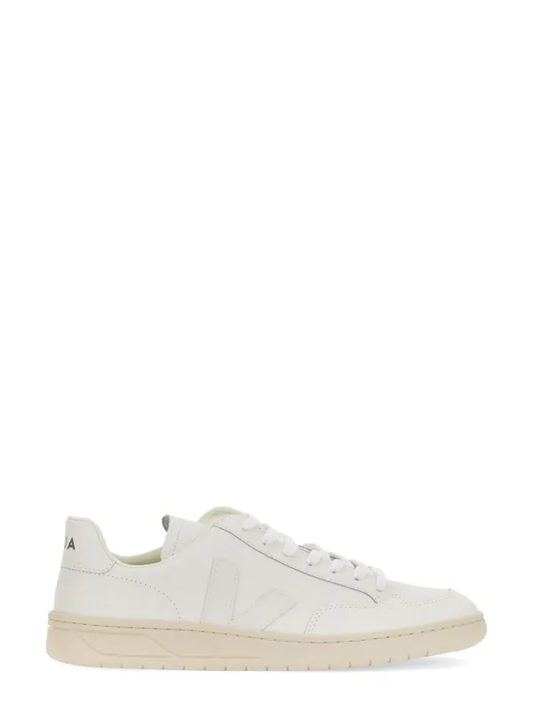 Sneaker V-12