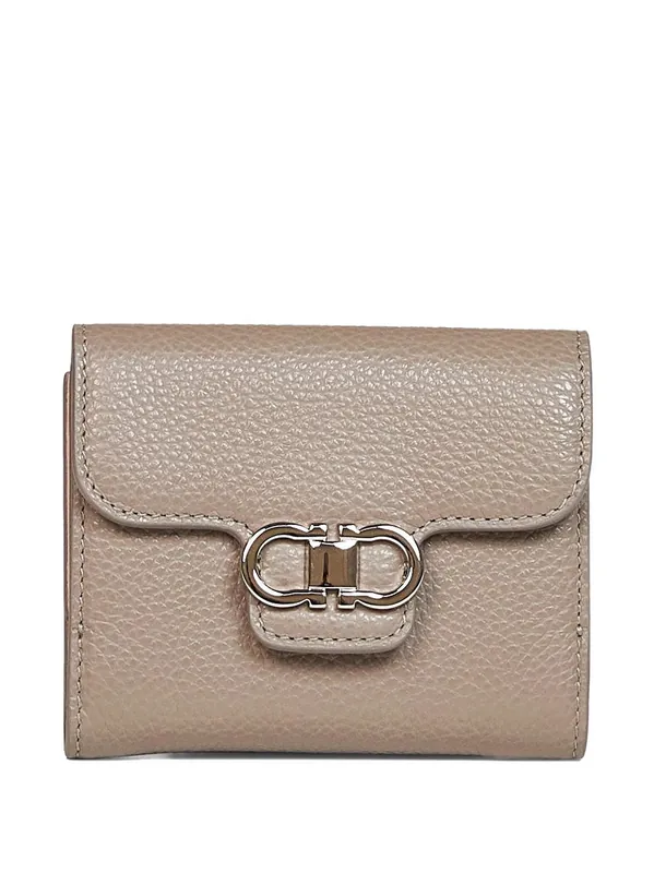 Gancini Grained Leather Compact Wallet - Ferragamo