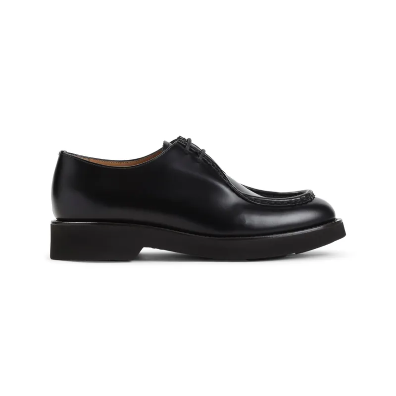 Lace-Up Black