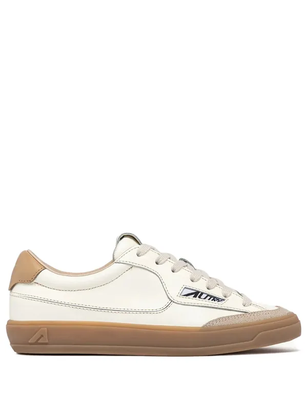 Windscape Low Sneakers In Marshmallow And Tan Leather - Autry