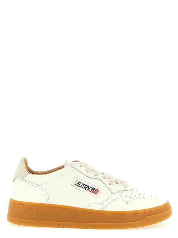 Medalist Low Sneakers Beige - Autry
