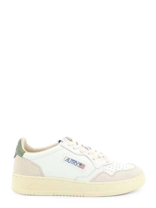 Medalist Low Leather Sneakers With Side Logo - Autry