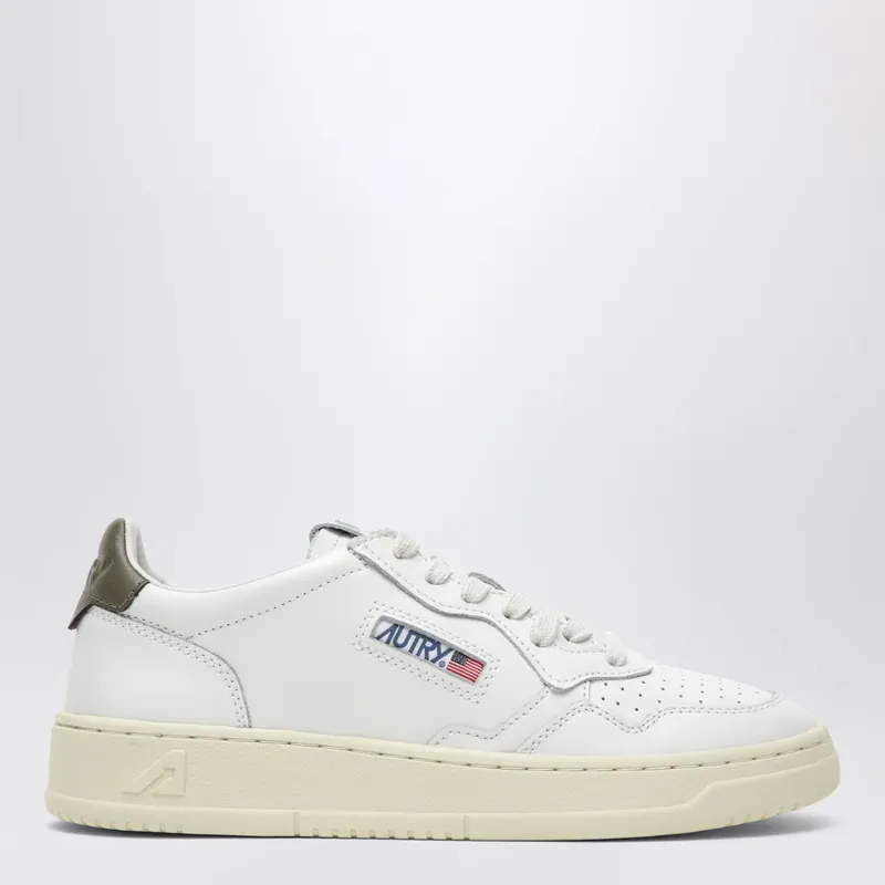 Medalist Low Sneakers In White/Choco Leather - Autry