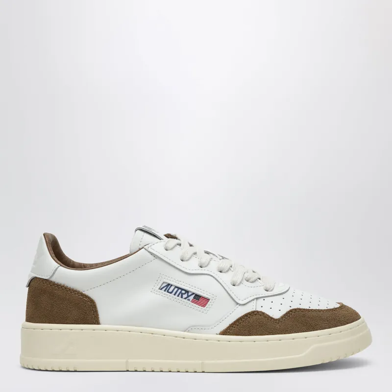 Medalist Low Sneakers In White Leather And Suede - Autry