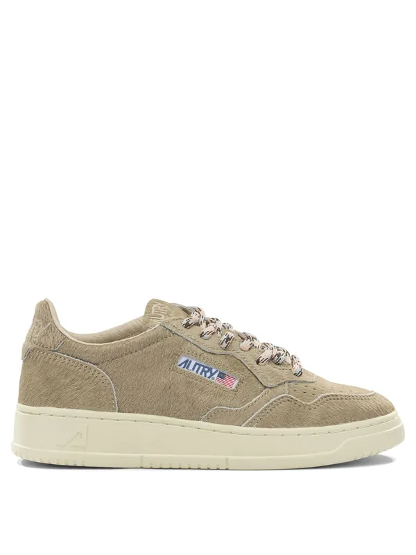 Medalist Low Sneakers & Slip-On Beige