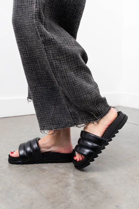 Black Pleather Puffy Band Slide Sandals - JP ORIGINAL CORP