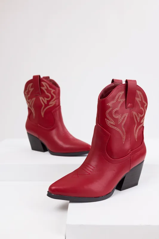 Burgundy Western Stitching Detail Ankle Booties - FORTUNE DYNAMIC