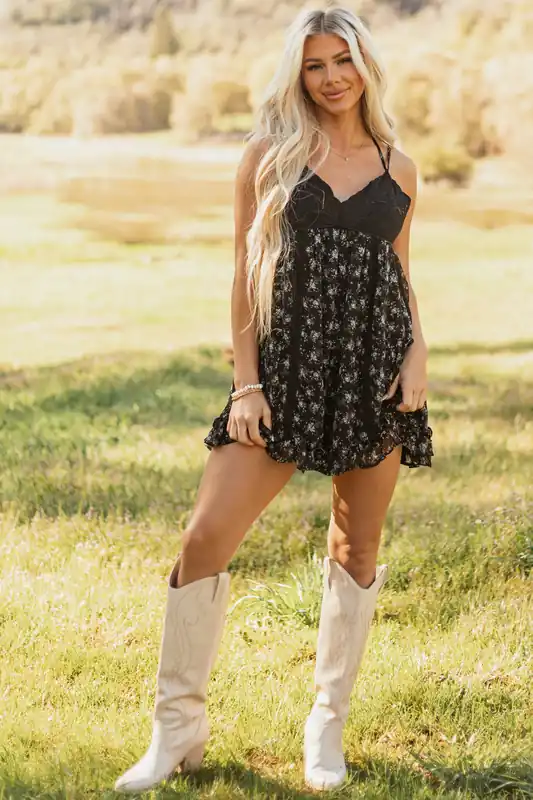 Black Floral Print Lace Bust Sleeveless Romper - Klesis