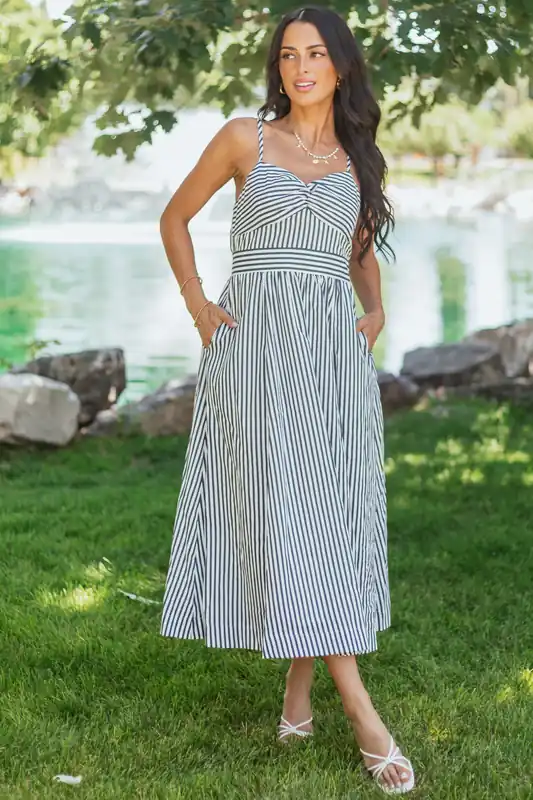 Off White and Navy Striped Sweetheart Midi Dress - B Right