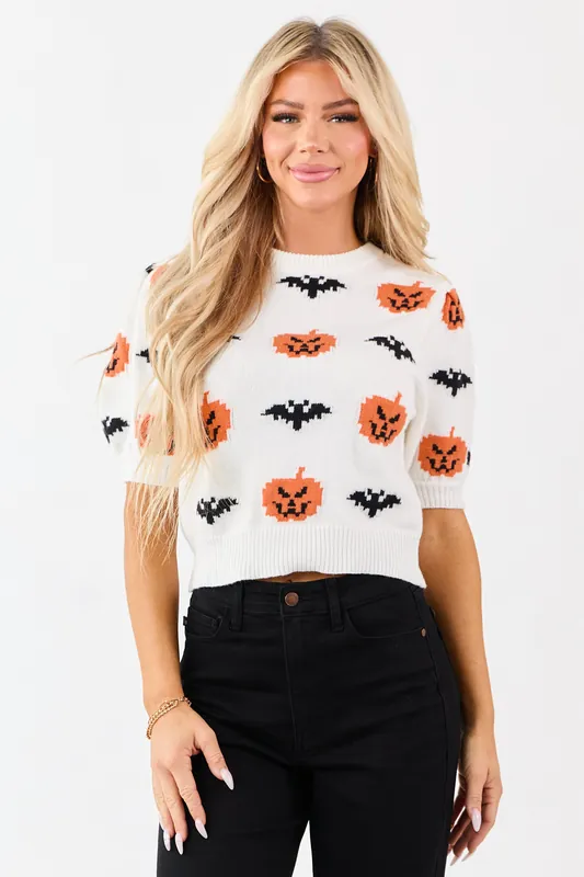 White Pumpkin and Bat Graphic Short Sleeve Sweater - Peach Love