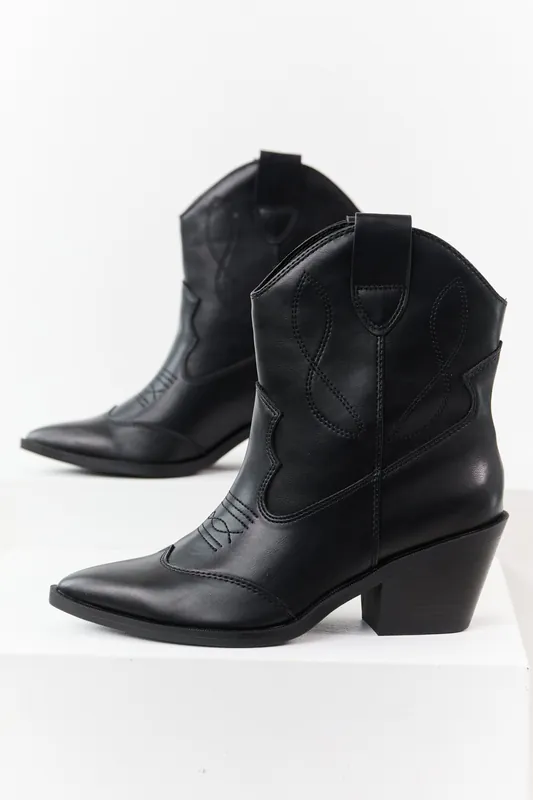 Black Faux Leather Western Style Short Boots - FORTUNE DYNAMIC