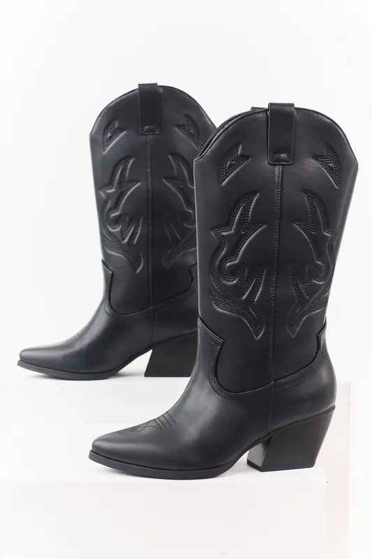 Black Western Embroidered Cowboy Boots - FORTUNE DYNAMIC