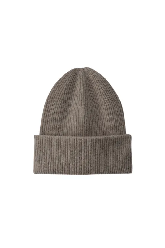 The Stockholm Beanie | Truffle - LISA YANG
