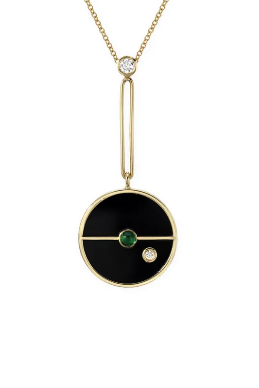 Signature Compass Pendant Necklace | Black Onyx and Emerald - Retrouvai