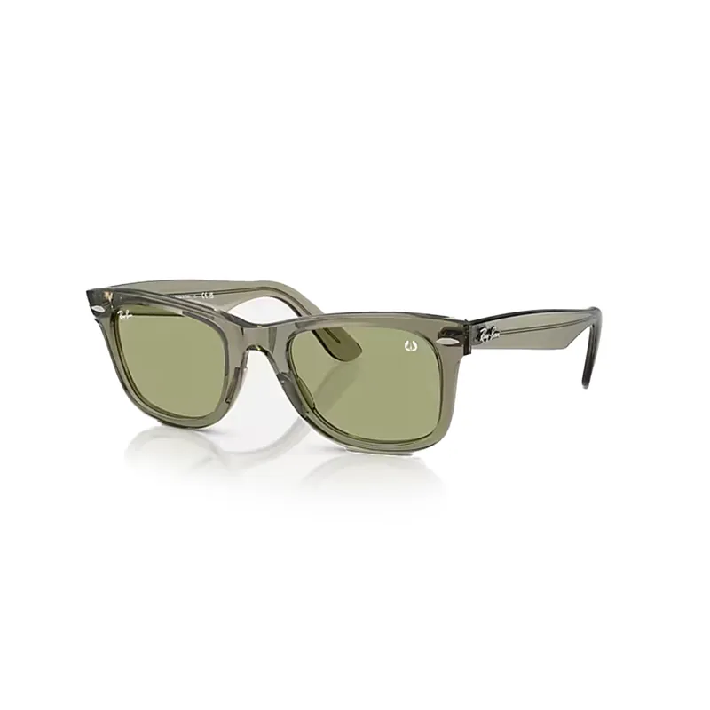 Ray-Ban x Star Wars Master Yoda Wayfarer Sunglasses Polished Transparent Green Bottle Green