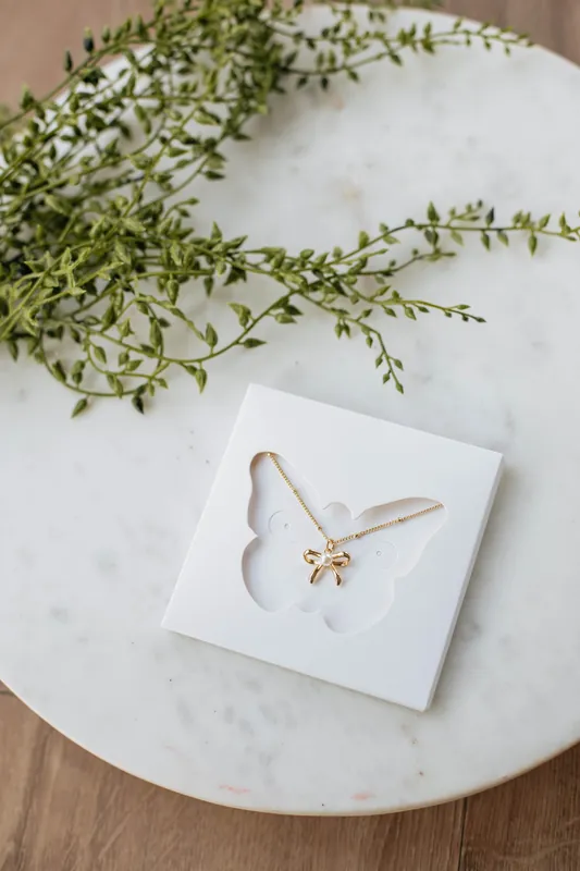 Demure & Dreamy Necklace - Lauren Kenzie