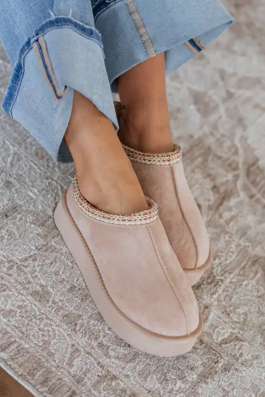 Take It Easy Platform Slippers - Fortune Dynamics