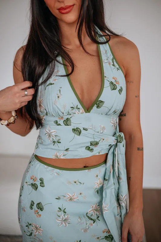 Spring Fling Halter Top - Le Lis