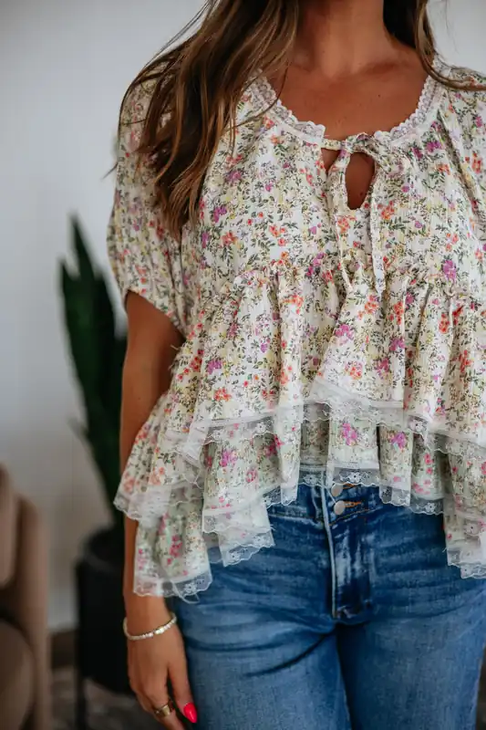 Ismene Floral Top - POL Clothing