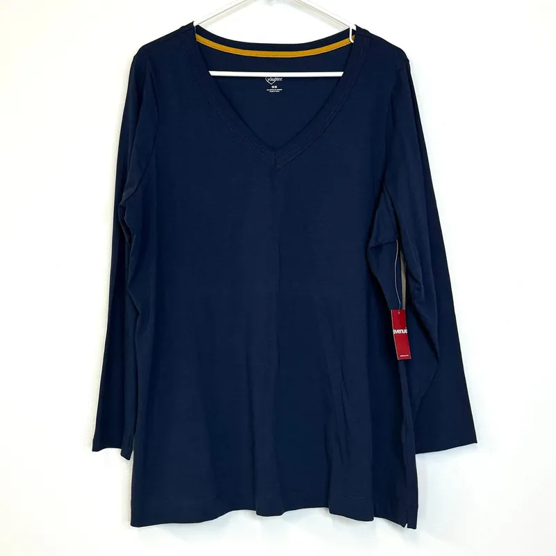 AVENUE | Womens L/s V-Neck Everyday T-Shirt | Size: 18/20 | Color: Blue | NWT