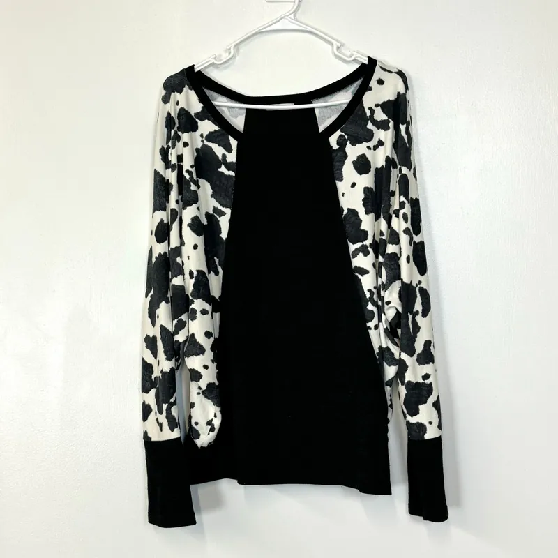 Jodifl | Cowprint Batwing Sweater Top | Color: Black/White | Size: M