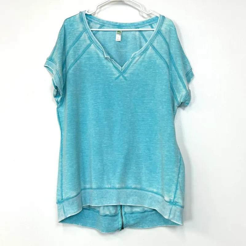Green Tea | Womens Split Neck S/s T-Shirt | Color: Aqua Marine | Size: L | Pre-Owned