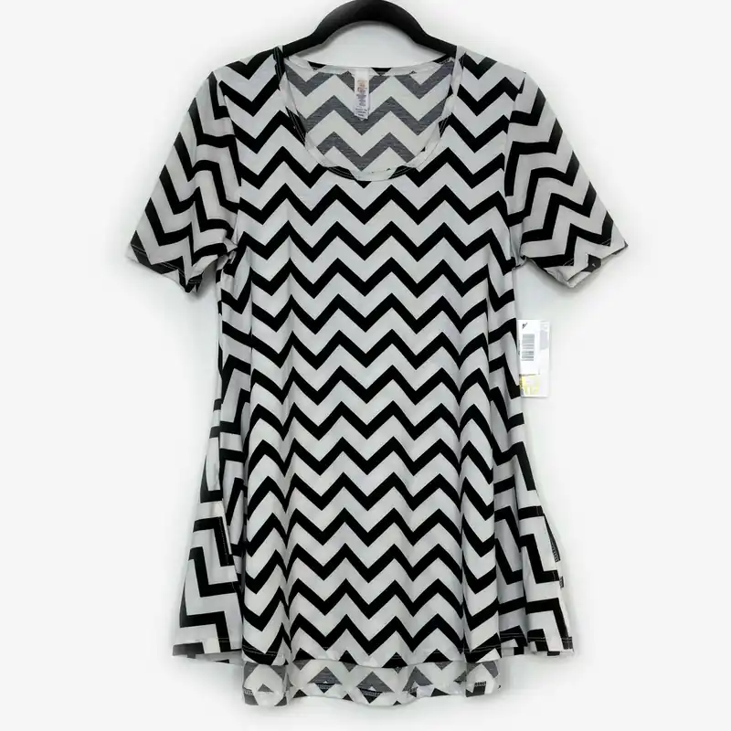 LuLaRoe Vault | Perfect T Swing Top | Size: XXS (0-6) | Color: White/Black | Zig-Zag | NWT