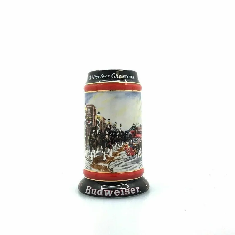 Joyful Budweiser Holiday 1992 Collector’s Series Beer Stein "A Perfect Christmas" - Vintage, Collectible, Nostalgic - Very Good - Budweiser - Unisex - Mugs