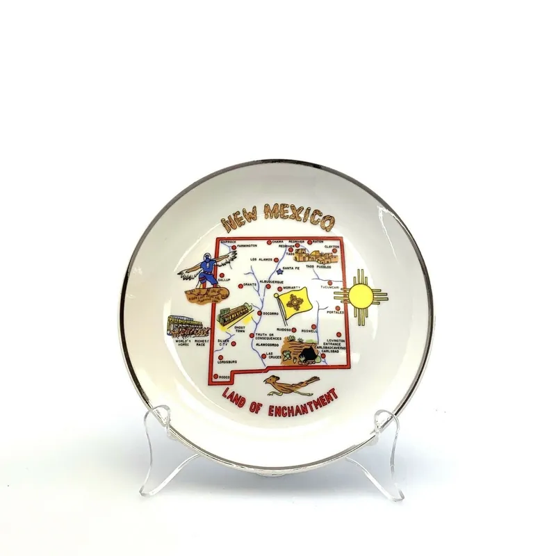Nostalgic State Souvenir Collectible Plate - 8" White Ceramic - Very Good Condition