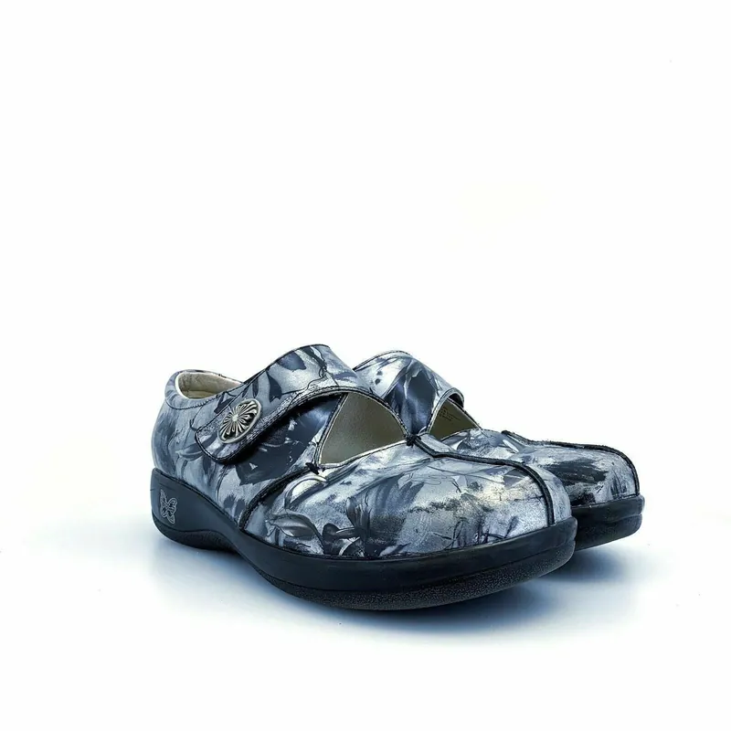Alegria | Kaitlyn Mary Jane Womens Shoes | Size: 40 | Color: Silver / Black Patina | Pre-Owned