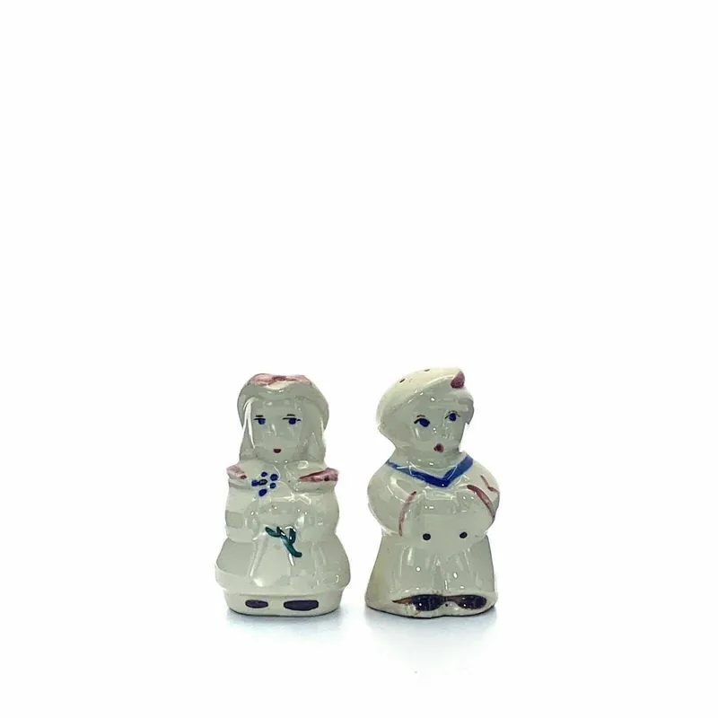 Vintage Ceramic Dutch Boy & Girl Salt & Pepper Shakers Set - Goldcastle
