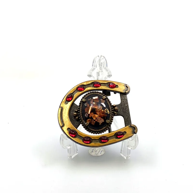 Lucky Horseshoe Womens Fashion Brass Belt Buckle 3” Red Gemstones - Unmarked