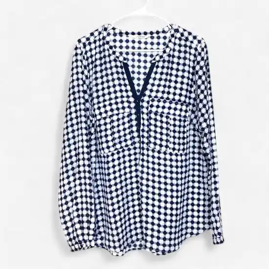 41 Hawthorn Women's White and Navy Blue Shirt Blouse - Size XL