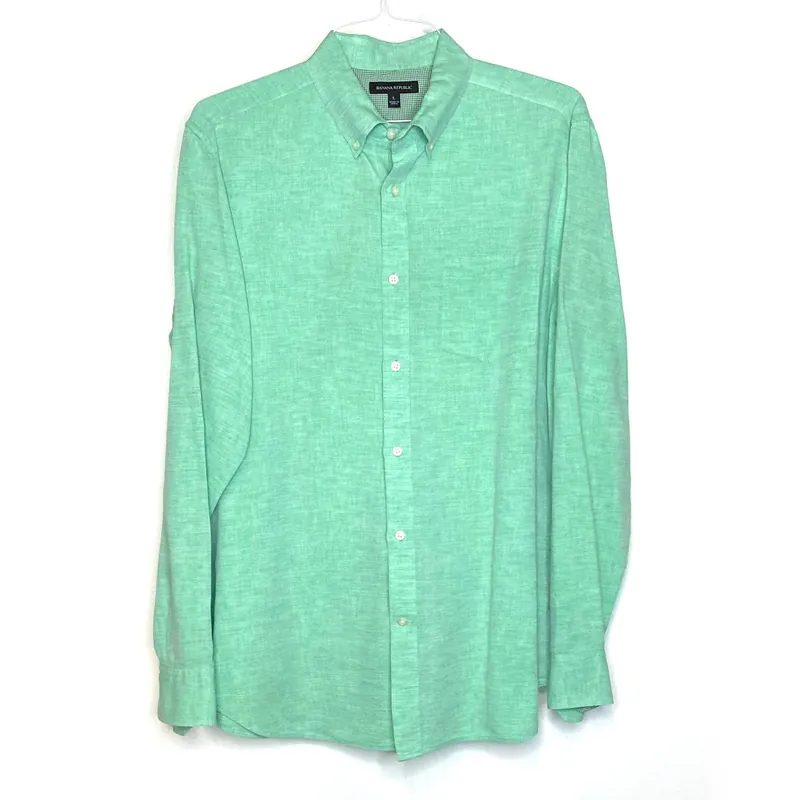 Banana Republic Men's Light Green Button-Up Dress Shirt - Size L - Long Sleeve