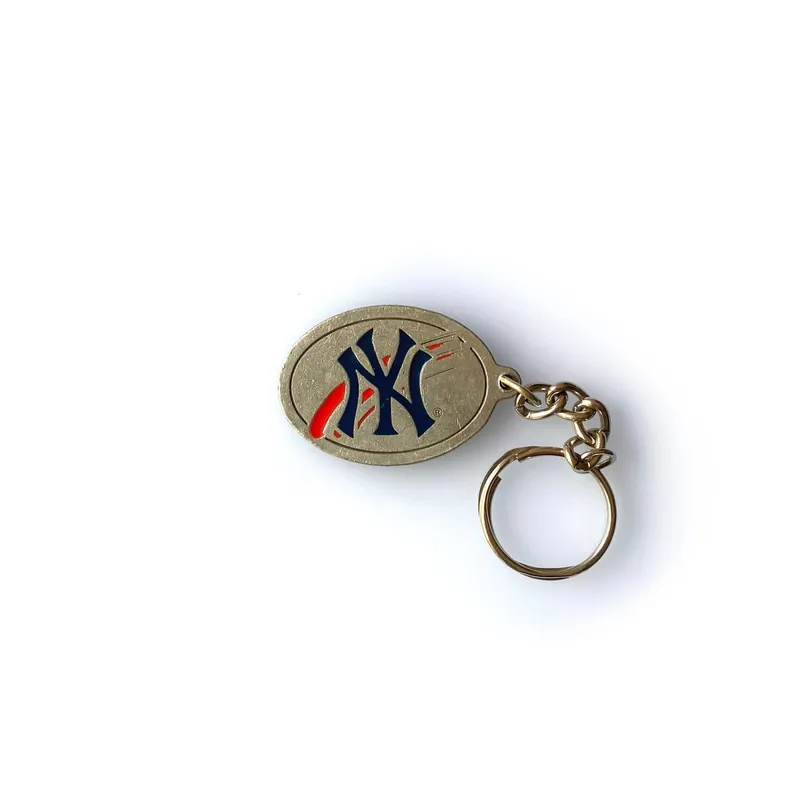Vintage 2000 New York Yankees Pewter Metal Keychain Key Ring Charm - Great American Products