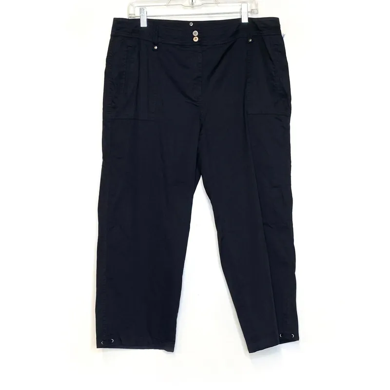 Chicos Womens Size 3 Ocean Beach Crop Pants, Black - NWT