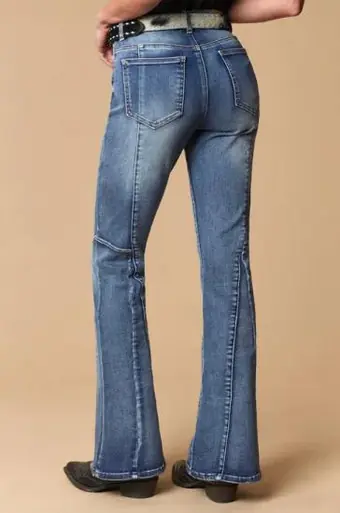 Western Blue® Ladies' HR Classic 5-Pocket Center Seam Flare Jeans