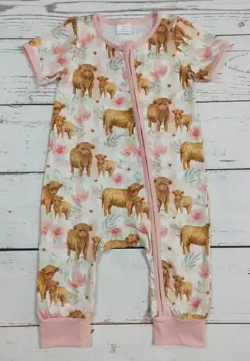 Sassy Kids Palace® Infant Girls' Highland Cow/Calf Zip Romper