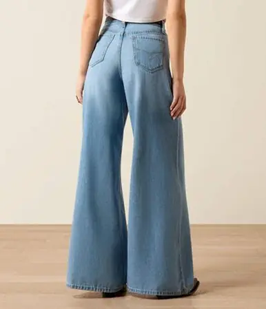 Ariat® Ladies' UHR Calamity Comfort Wide Leg Jeans in Alameda - Brands
