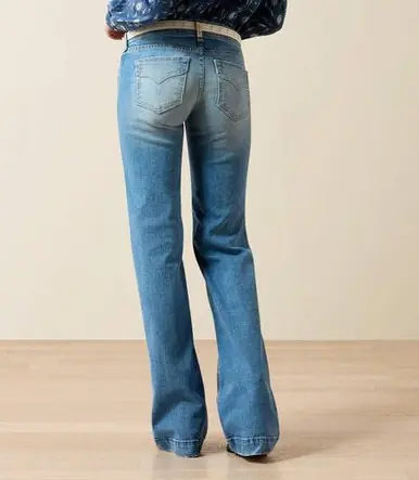 Ariat® Ladies' MR Clara Trouser Jeans in Yuba
