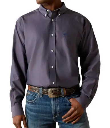 SALE Ariat® Men's L/S Solid Navy WF Pinpoint Oxford Button Shirt - Sale Barn