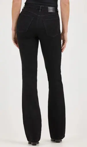 Wrangler® Ladies' Black Leighton Bespoke HR Boot Cut Jeans - Brands