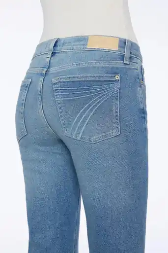 SALE 7 For All Mankind® Ladies' Tailorless Dojo Jeans in Be My Baby - Sale Barn